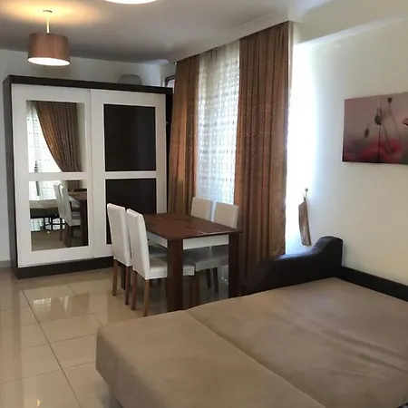 Studio Apartment In The City Center *
